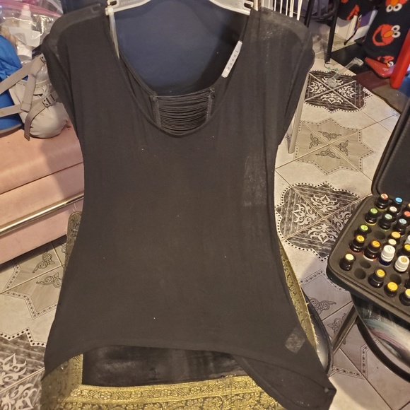 Silky Shredded Back Winged Blouse by Easel L NEW - Picture 2 of 4